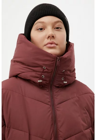 Дълго зимно яке с качулка