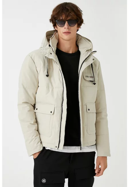 Едноцветно зимно яке с вата