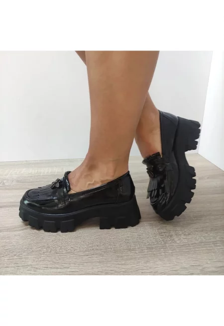 Ежедневни дамски обувки  2011-1 черен лак - черен лак