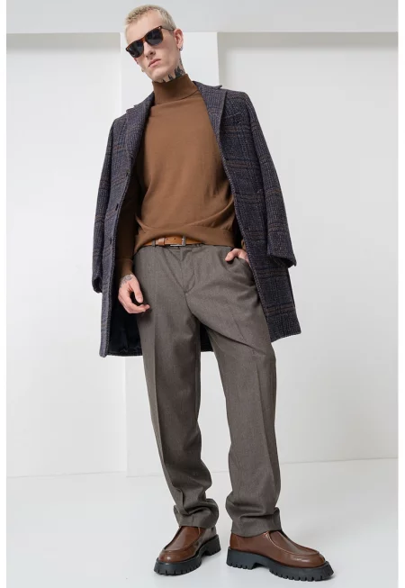 Фино плетен вълнен пуловер с поло - Канелено кафяво