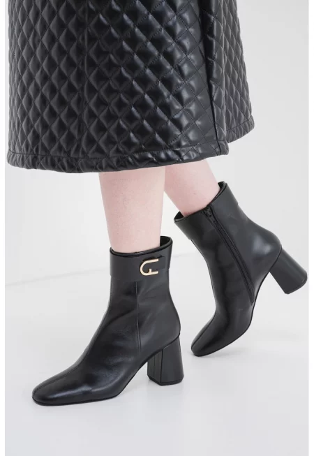 Кожени боти Chic - Черен
