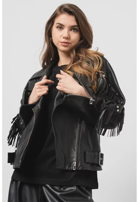 Кожено яке с ресни