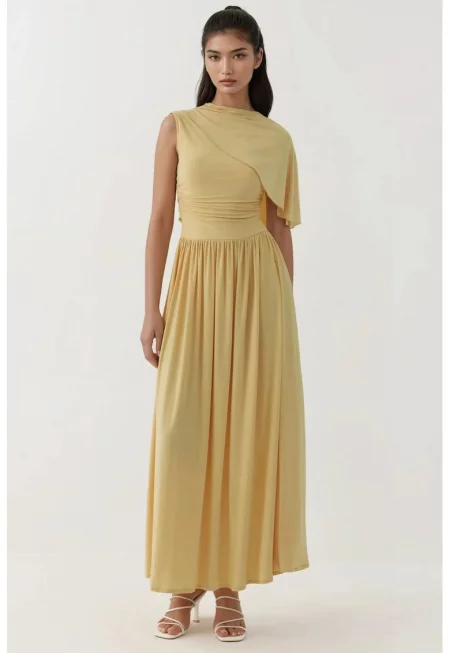 Макси рокля  с асиметрична яка