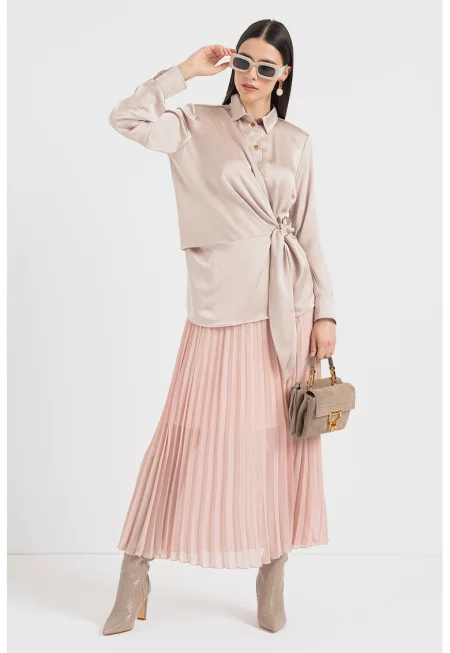 Сатинирана блуза Majori с копчета - Бежов