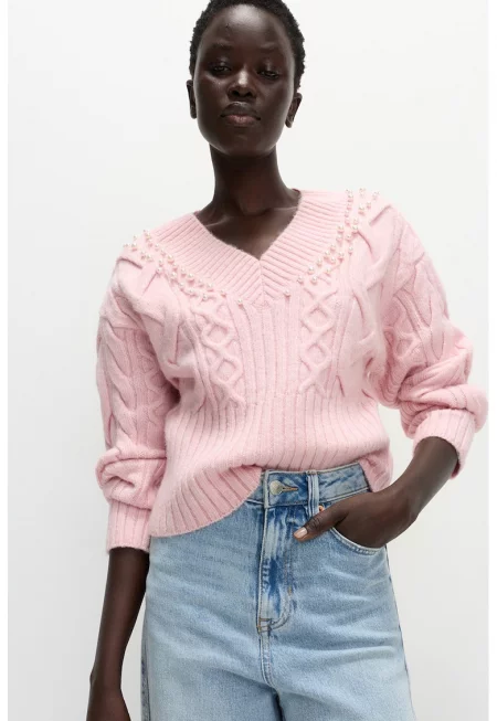 Шпиц пуловер с плетка осморка