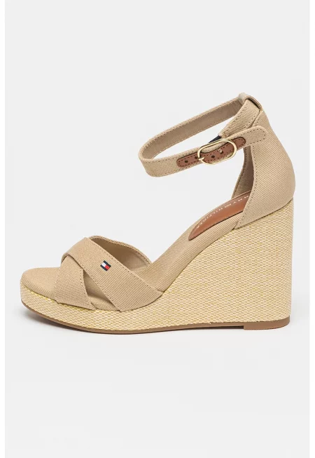 Скосени сандали с бродирано лого - Камел