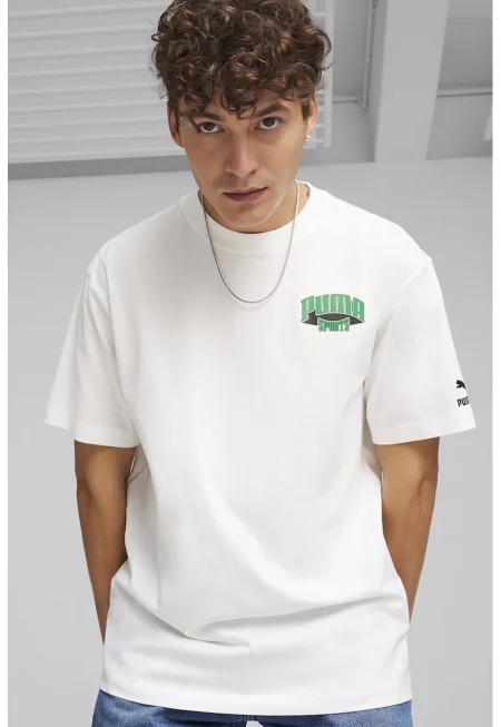 Тениска с овално деколте и принт на гърба