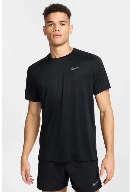 Тениска за бягане с Dri-Fit и овално деколте