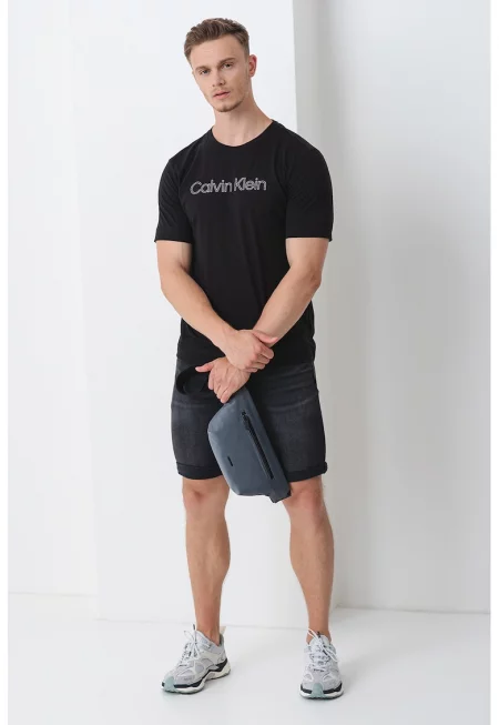 Тренировъчна тениска с лого