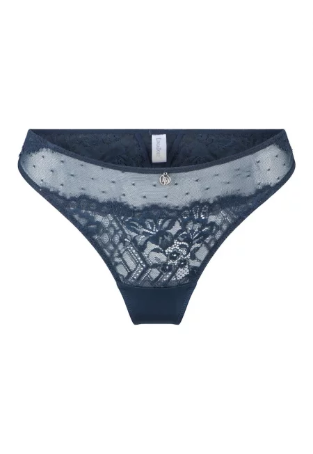 Дантелена танга