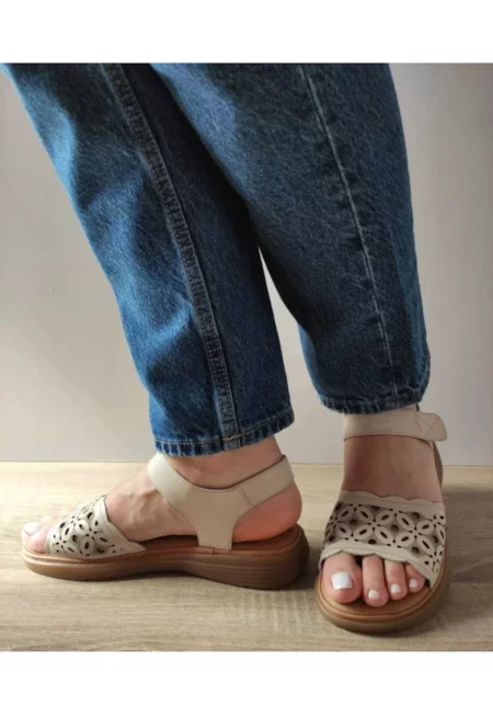 Ежедневни дамски сандали  33177 Бежови - Бежови