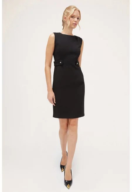 Къса рокля без ръкави - Черен