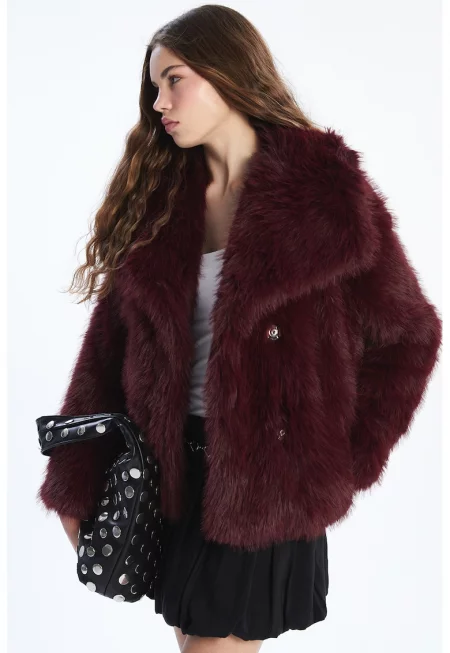 Палто от еко пух с капси