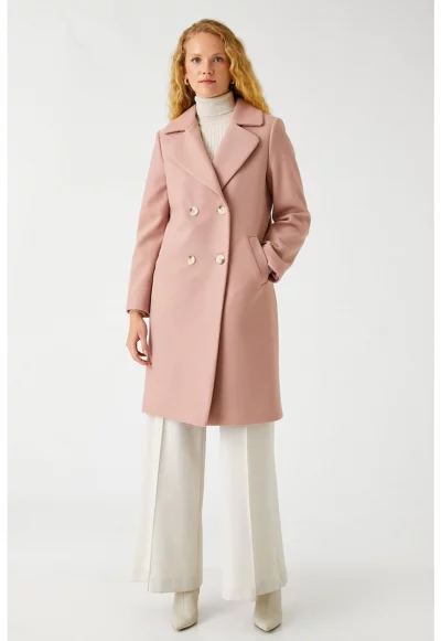 Палто с двуредно закопчаване