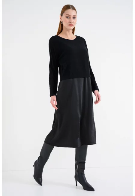 Пуловер с вълна и сатинирана рокля