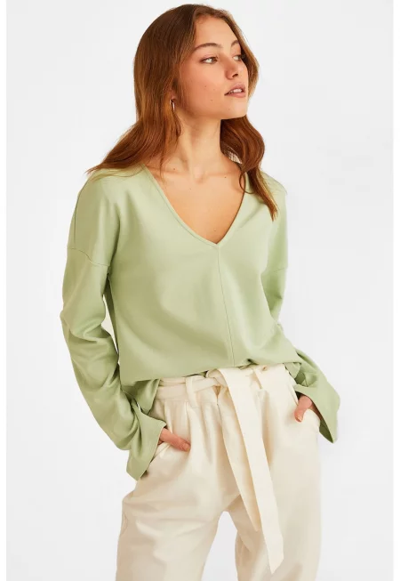 Шпиц блуза с дълги ръкави