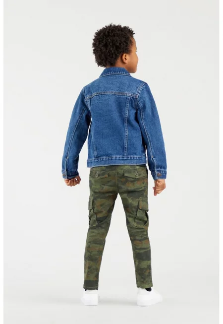 Яке от деним с предни джобове