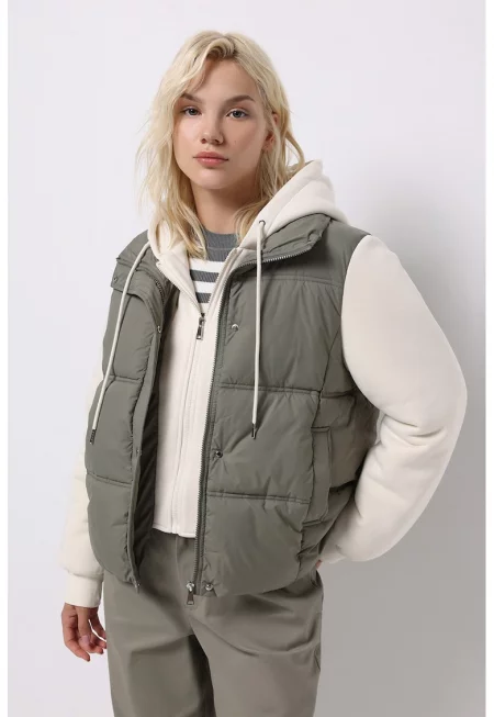 Яке с качулка и цип - Каки