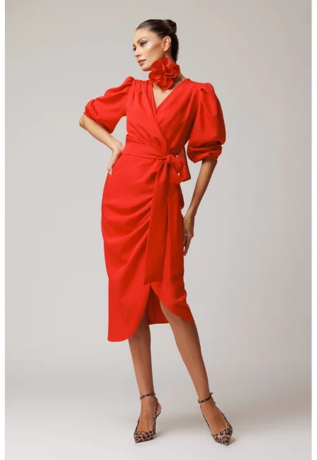 Застъпена рокля с шпиц - Аленочервен