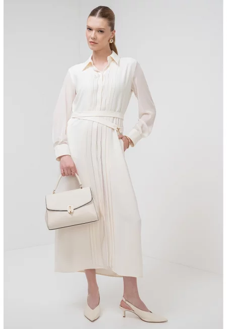 Дълга рокля с дълги ръкави - Крем