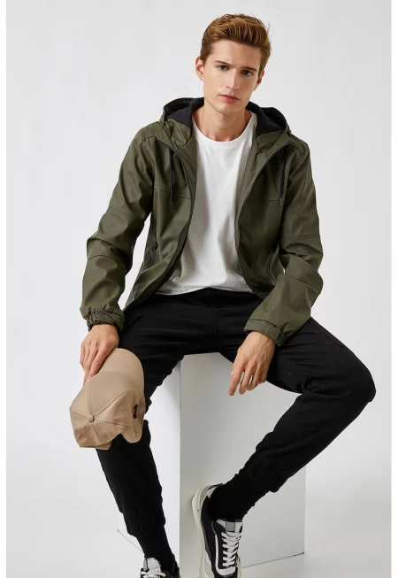 Импрегнирано яке с качулка