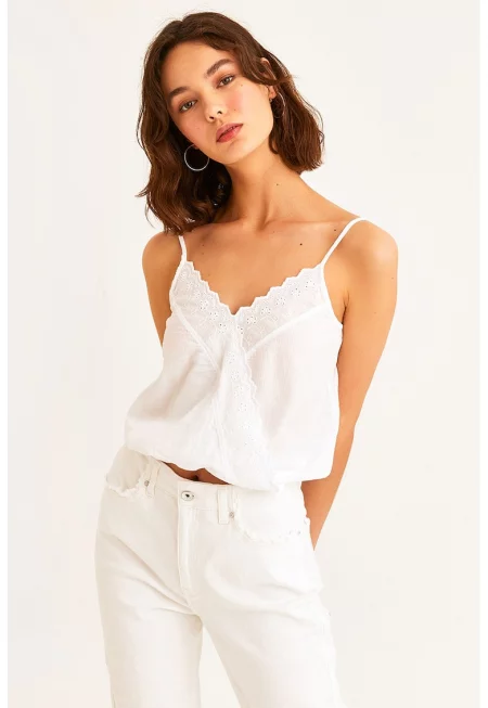 Памучен топ с бродерия Сан Гало