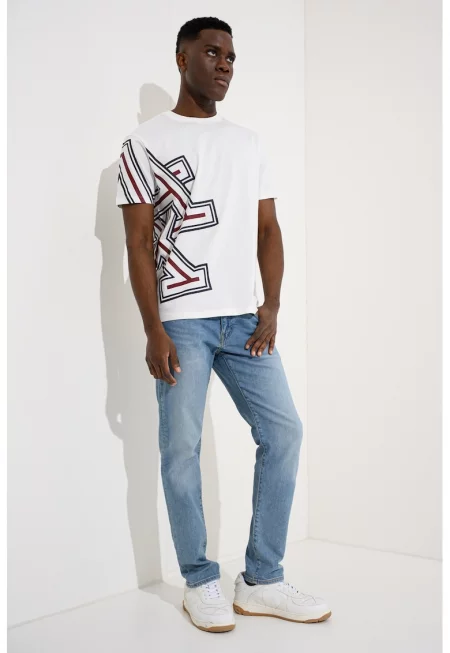 Тениска с овално деколте и голямо странично лого - Бял/Бордо/Ултрамарин синьо