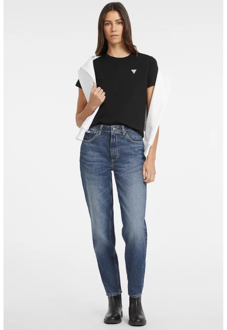 Тениска с овално деколте