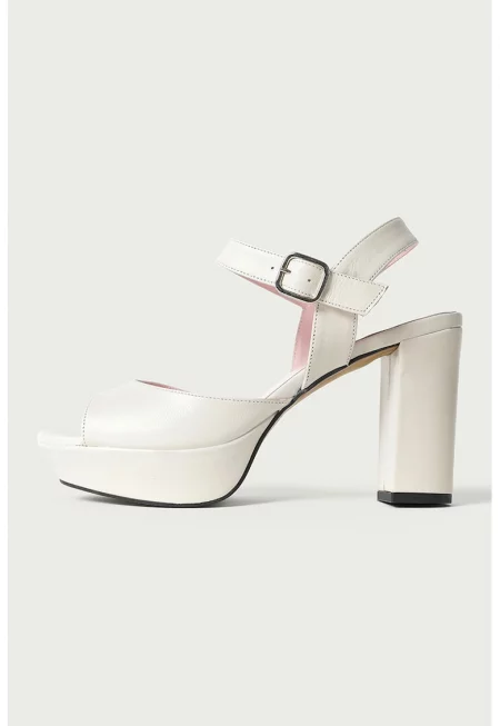 Кожени сандали - Бял