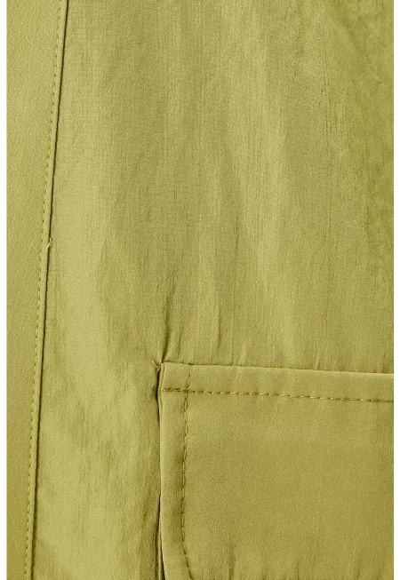 Олекотено яке с джобове с капаче