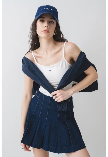 Памучен слим топ с регулиращи се презрамки