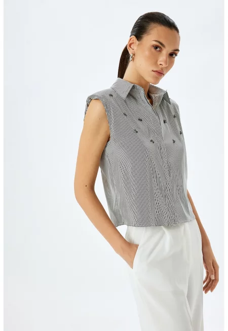 Раирана риза с мъниста