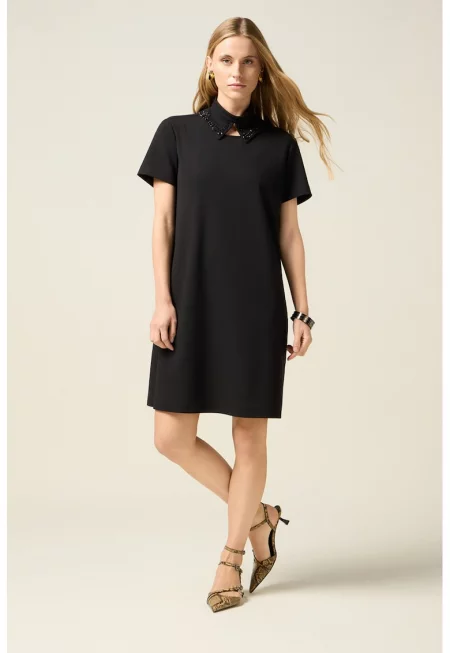 Свободна рокля с отделяща се яка - Черен