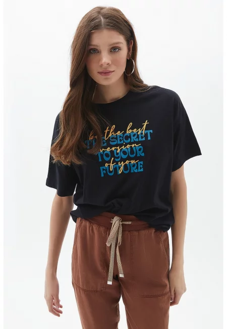 Тениска от памук с надписи