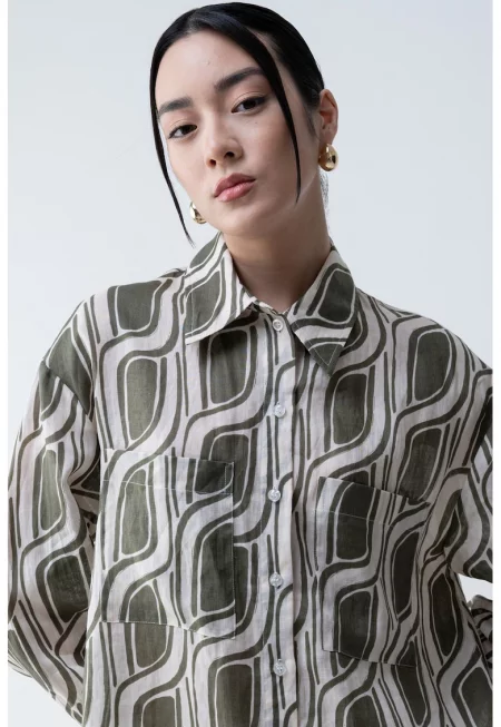 Уголемена риза с джобове - Крем/Зелени аспержи