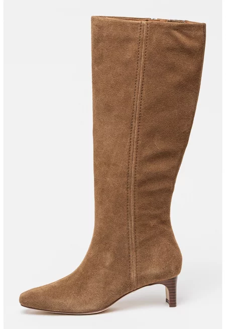 Велурени ботуши до прасеца Edina