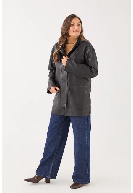 Яке от еко кожа с качулка и пришити джобове