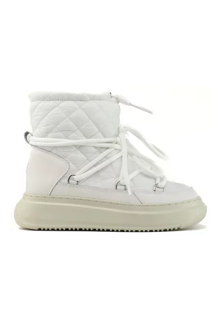 Зимни боти Gravita с лесно обуване - Бял