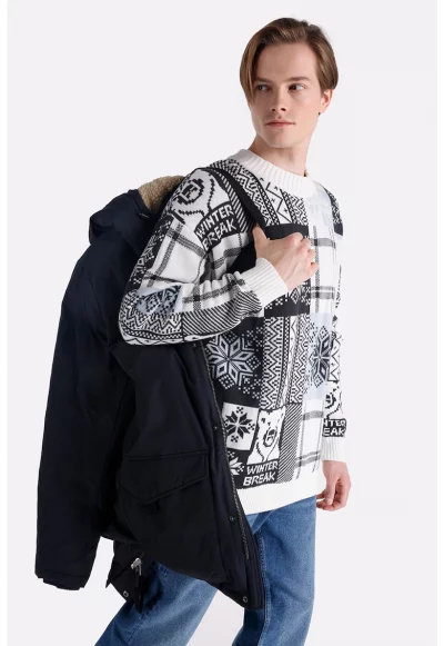 Зимно яке с качулка