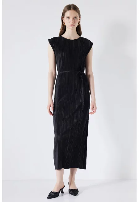 Дълга рокля с рипс - Черен