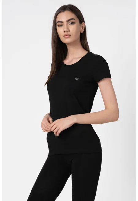 Домашна тениска с декоративни камъни