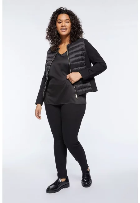 Яке с капитонирани панели