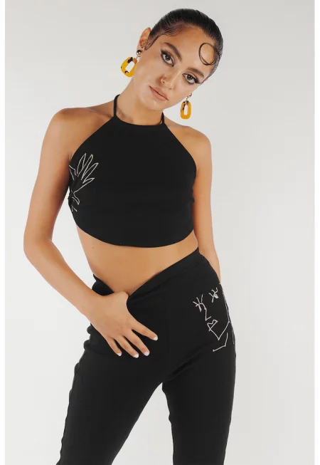 Къс рипсен топ с бродерии - Черен