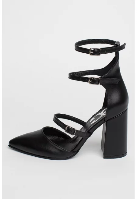 Кожени обувки с масивен ток - Черен