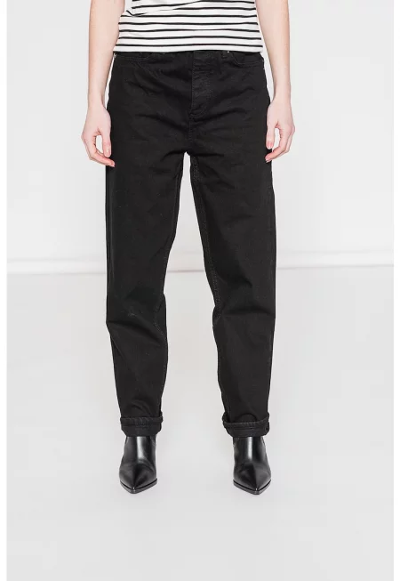 Прави дънки с висока талия