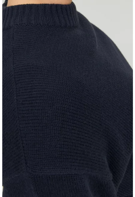 Пуловер с паднали ръкави