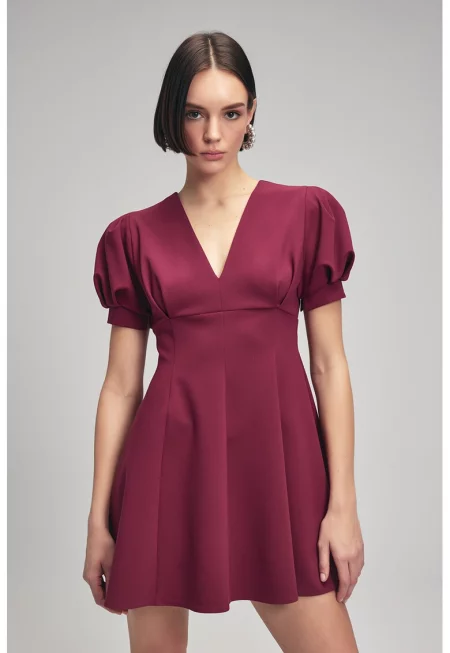 Рокля с шпиц и бухнали ръкави - Бордо