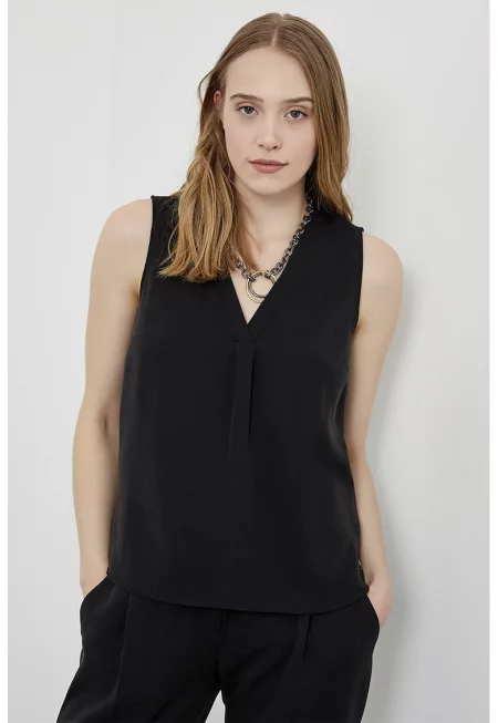 Блуза от лиосел без ръкави