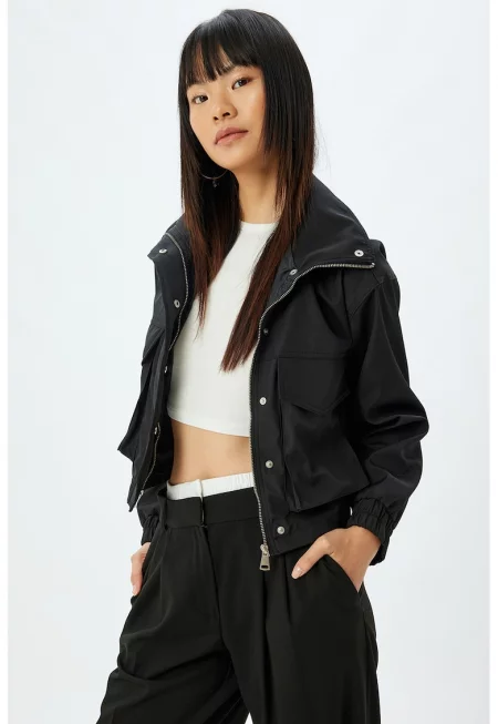 Късо яке с цип - Черен