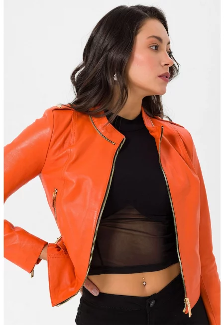 Кожено яке с джобове встрани